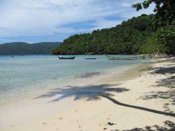 Gapang Beach