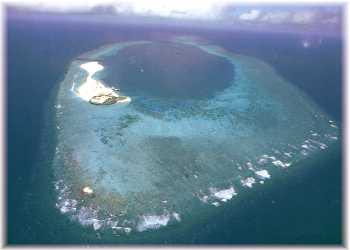Anflug auf Layang-Layang